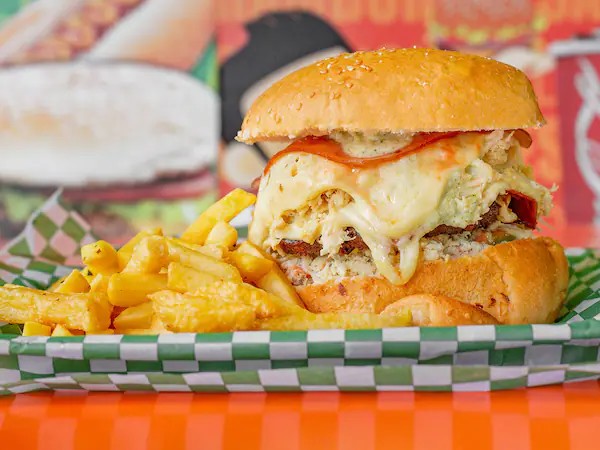 HAMBURGUESA ESPECIAL